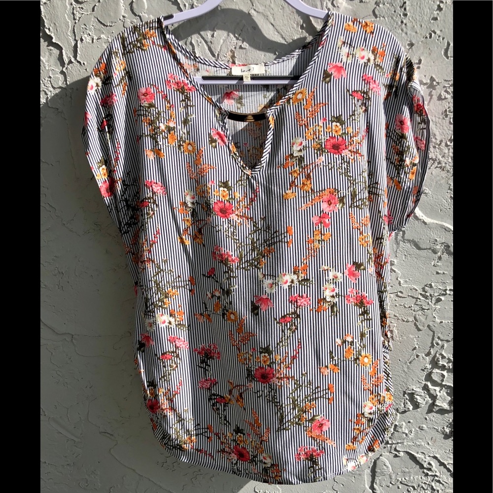 J love 💕Blouse Sz XL